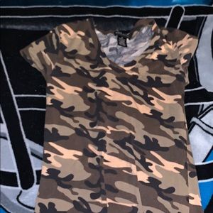Camo regular tee